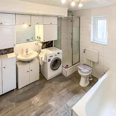 Kleines Haus 110M2 In Lilienthal Mit Garten, Wifi Und 3 Schlafzimmern Zewnętrze zdjęcie